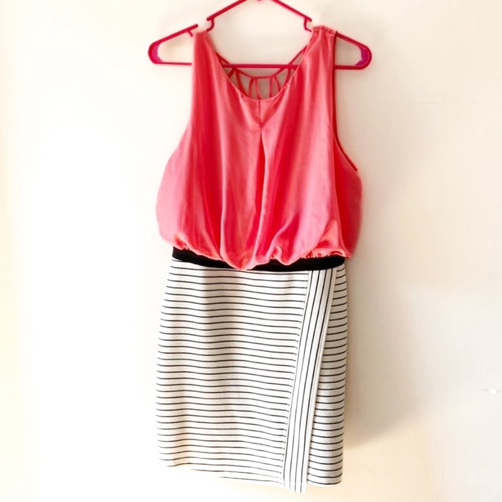 Speechless | XL | Women’s Coral Ivory Sleeveless Dress